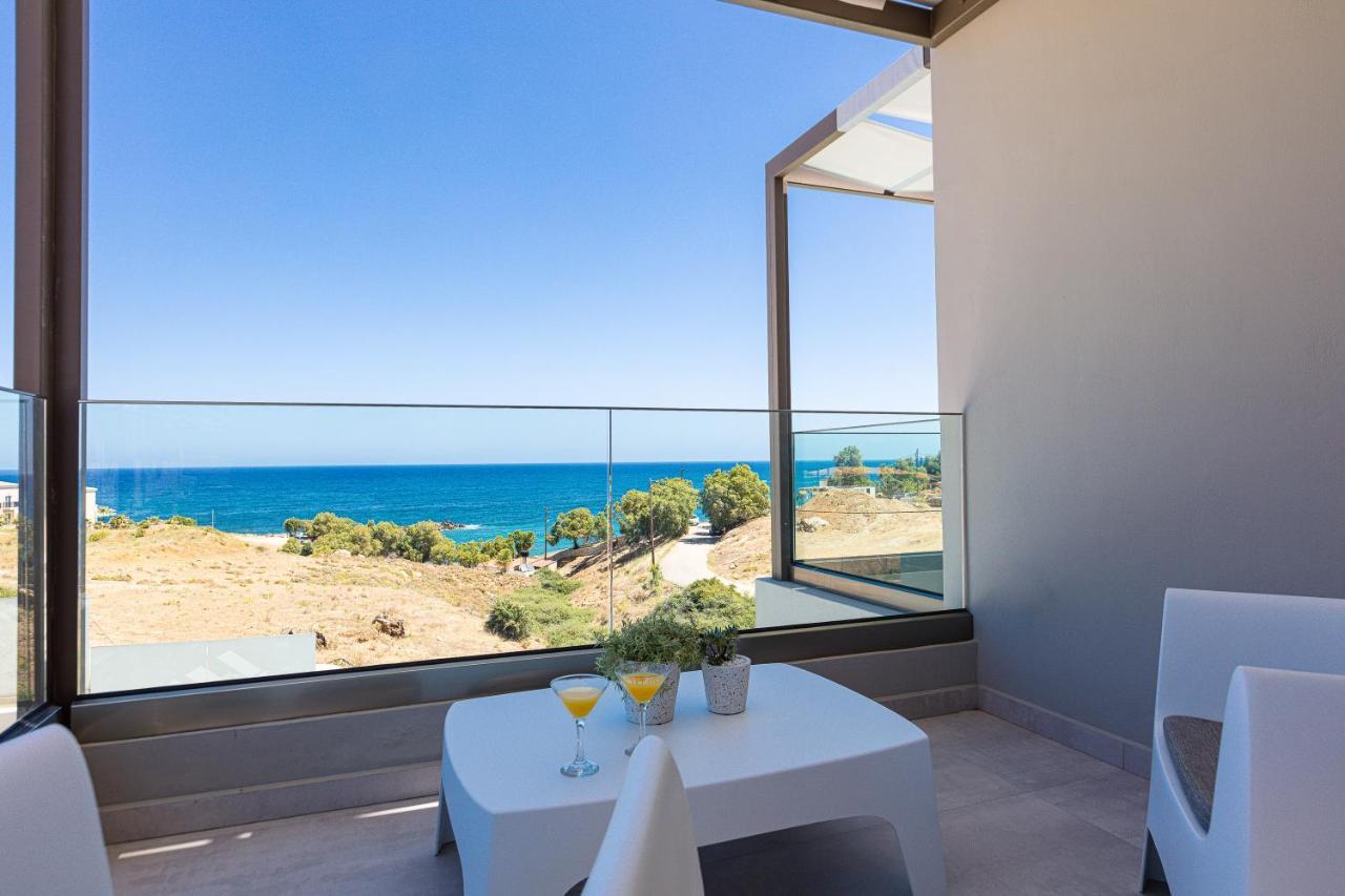 Lagoon Seaside Villa, Sumptuous Retreat,By Thinkvilla Pánormos Eksteriør billede