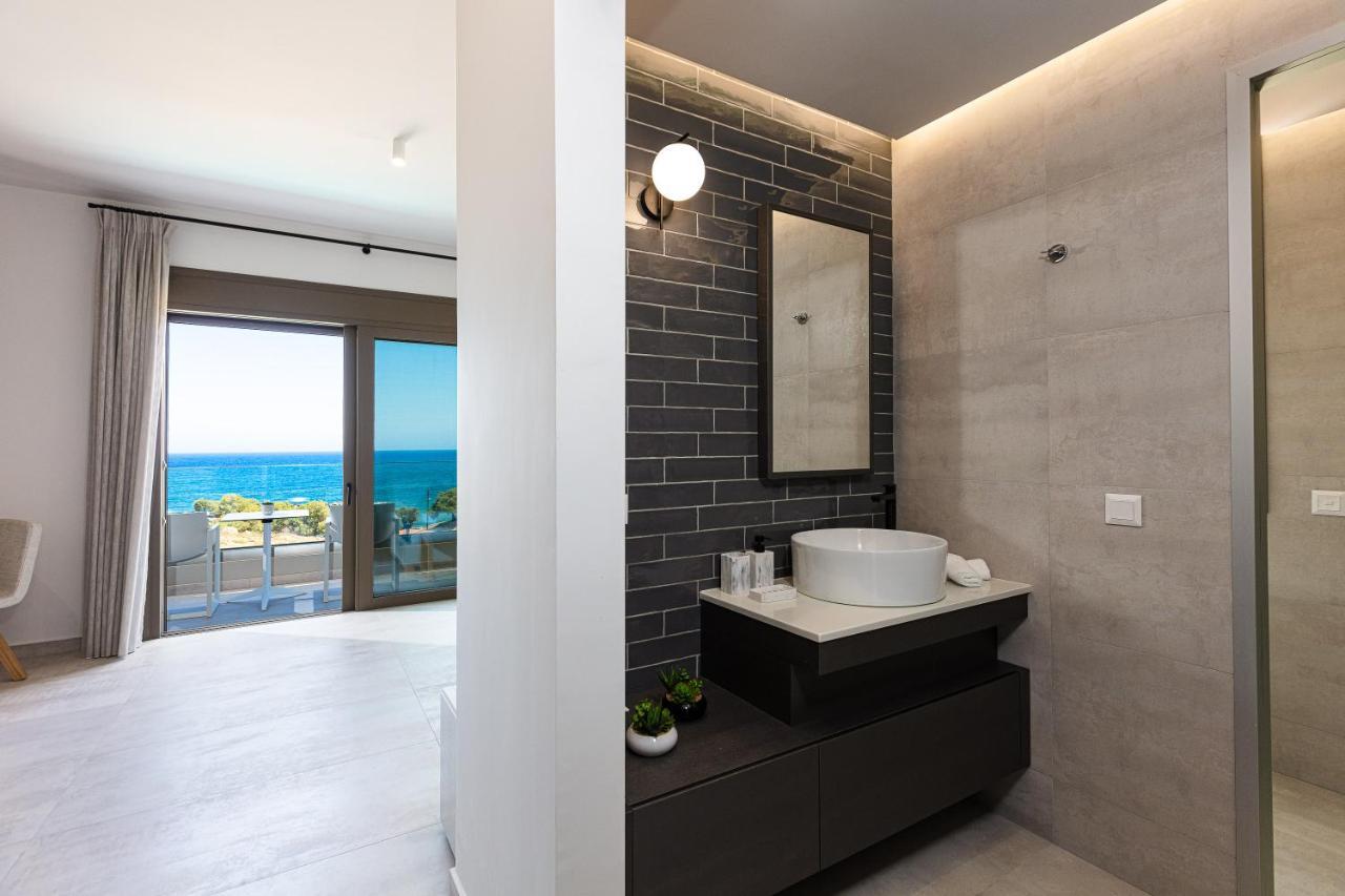 Lagoon Seaside Villa, Sumptuous Retreat,By Thinkvilla Pánormos Eksteriør billede