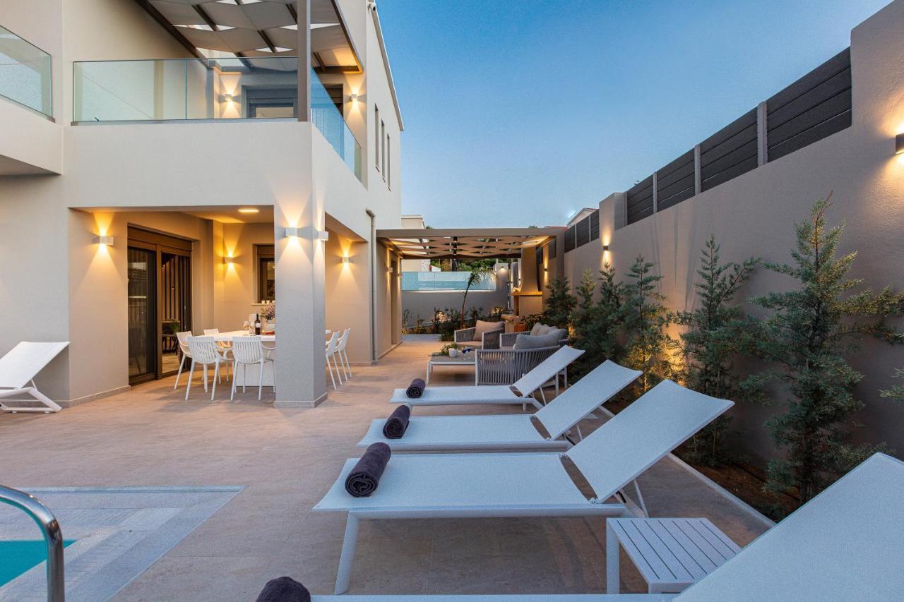 Lagoon Seaside Villa, Sumptuous Retreat,By Thinkvilla Pánormos Eksteriør billede